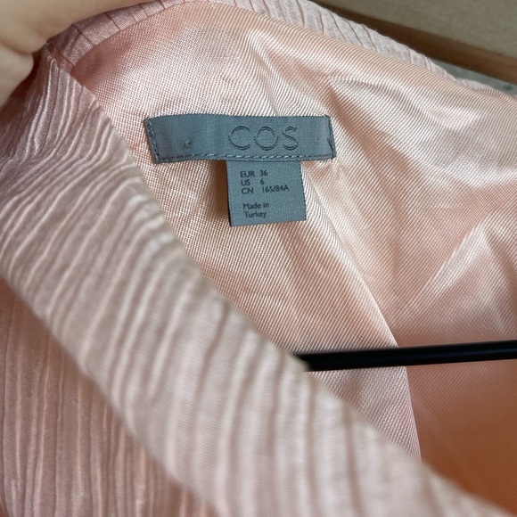 COS Pink Chiffon Silk Pleated Mock Neck Sheath Dress Size 6 - Picture 5 of 6